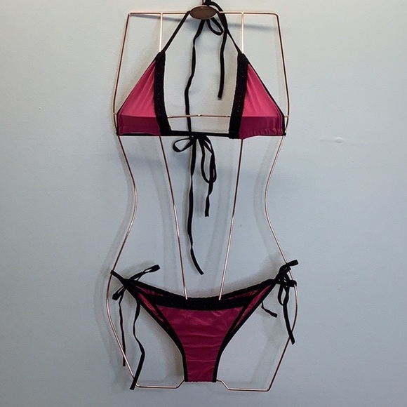 Pink and Black Lace Scrunch Bottom Lingerie Set New Without Tags - Picture 1 of 6